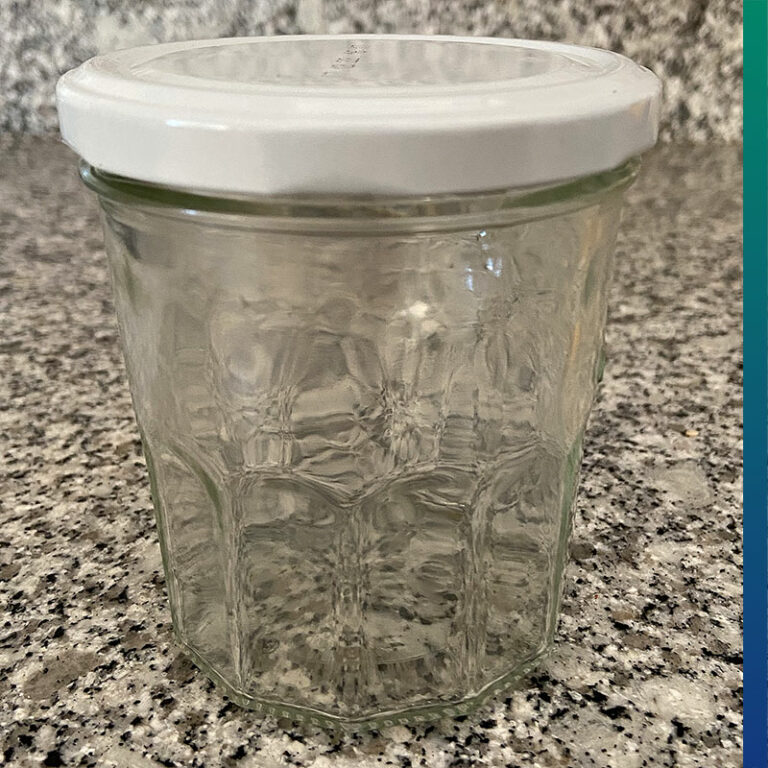 Can we Safely Freeze Food in Glass Jars to Avoid Food Waste?